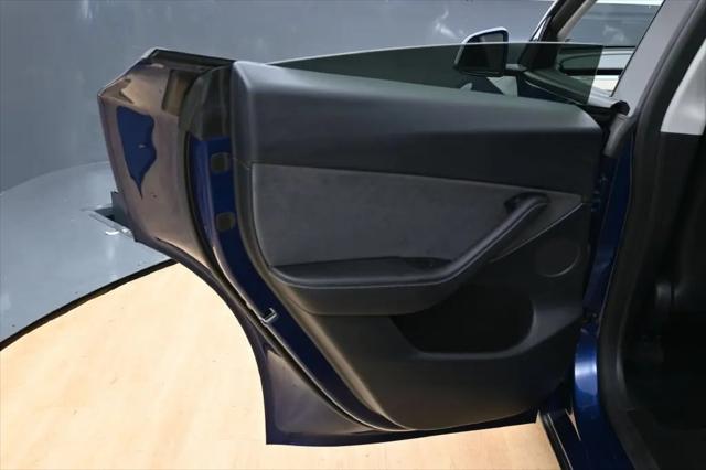 2025 Tesla Model Y Long Range Dual Motor Rear-Wheel Drive