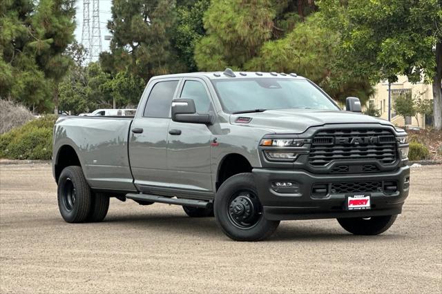 2026 RAM Ram 3500 RAM 3500 TRADESMAN CREW CAB 4X4 8 BOX