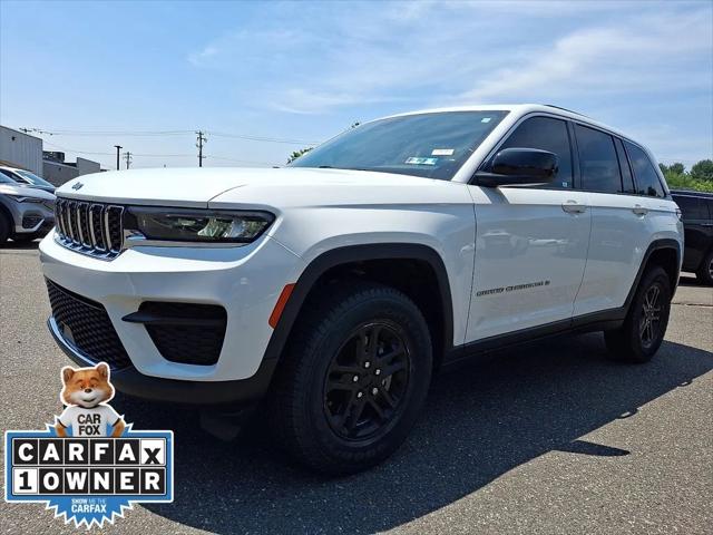 2022 Jeep Grand Cherokee Laredo 4x4