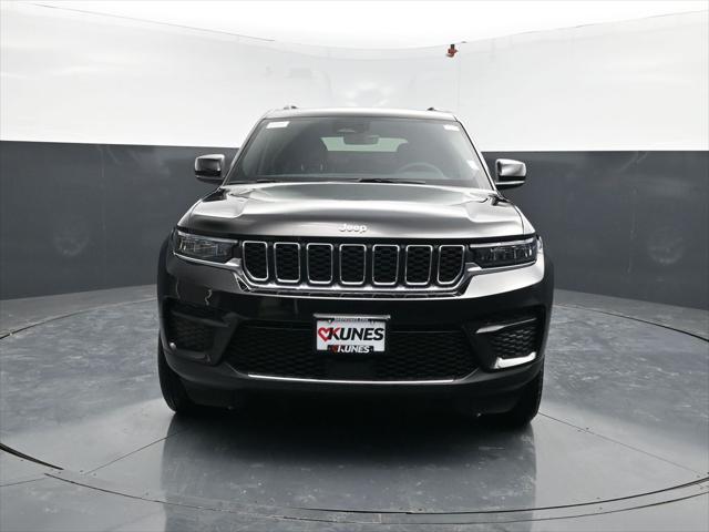 2026 Jeep Grand Cherokee GRAND CHEROKEE LAREDO X 4X4 2026 Jeep Grand Cherokee GRAND CHEROKEE LAREDO X 4X4