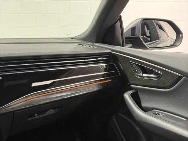 2021 Audi Q8 Premium Plus 55 TFSI quattro Tiptronic