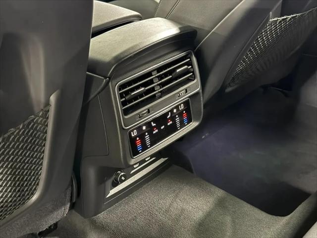 2021 Audi Q8 Premium Plus 55 TFSI quattro Tiptronic