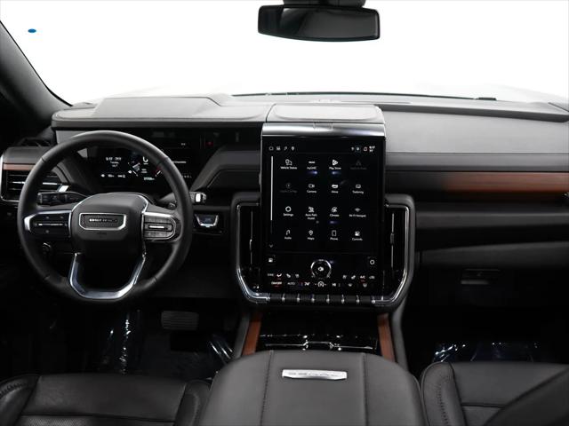 2025 GMC Yukon 4WD Denali