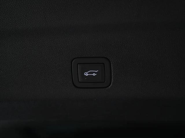 2025 GMC Yukon 4WD Denali