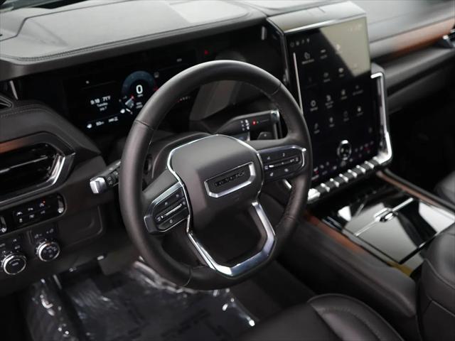 2025 GMC Yukon 4WD Denali