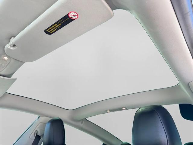 2020 Tesla Model 3 Standard Range Rear-Wheel Drive