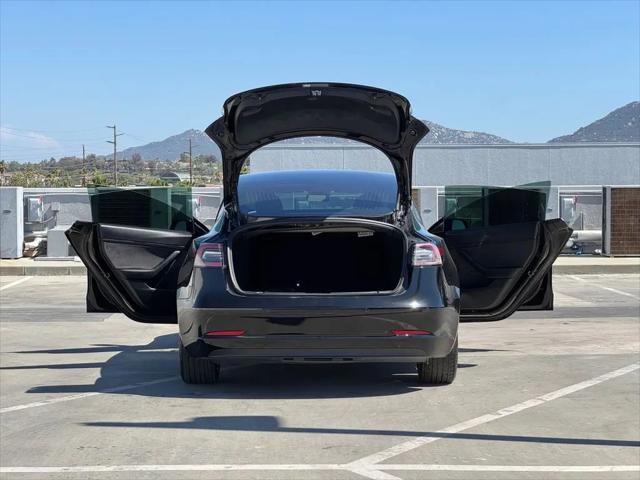 2020 Tesla Model 3 Standard Range Rear-Wheel Drive