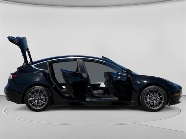 2020 Tesla Model 3 Standard Range Rear-Wheel Drive