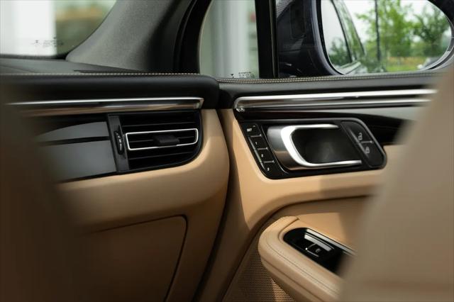 2022 Porsche Macan S
