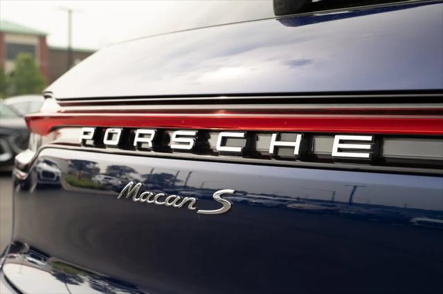 2022 Porsche Macan S