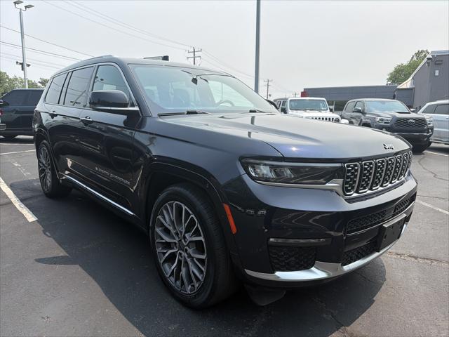 2023 Jeep Grand Cherokee L Summit Reserve 4x4 2023 Jeep Grand Cherokee L Summit Reserve 4x4