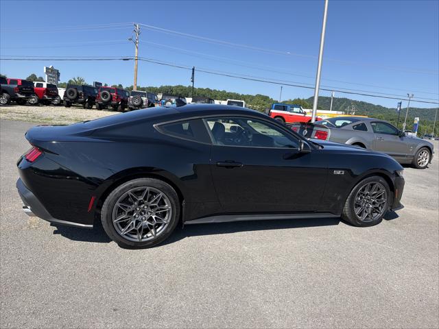2024 Ford Mustang GT Premium Fastback