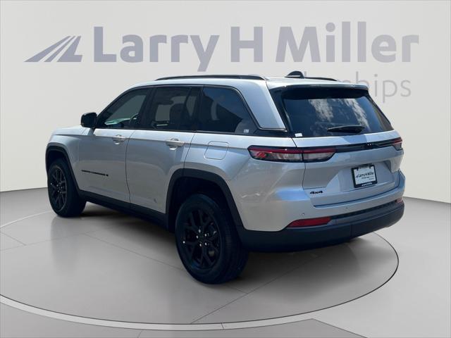 2026 Jeep Grand Cherokee GRAND CHEROKEE LAREDO ALTITUDE 4X4