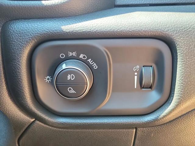 2026 Ram 2500 Warlock Crew Cab 4x4 64 Box