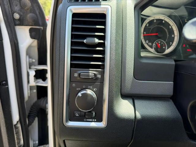 2016 Ram 1500 SLT