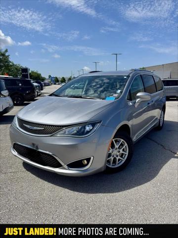 2020 Chrysler Pacifica Touring L for sale in Lees Summit, MO