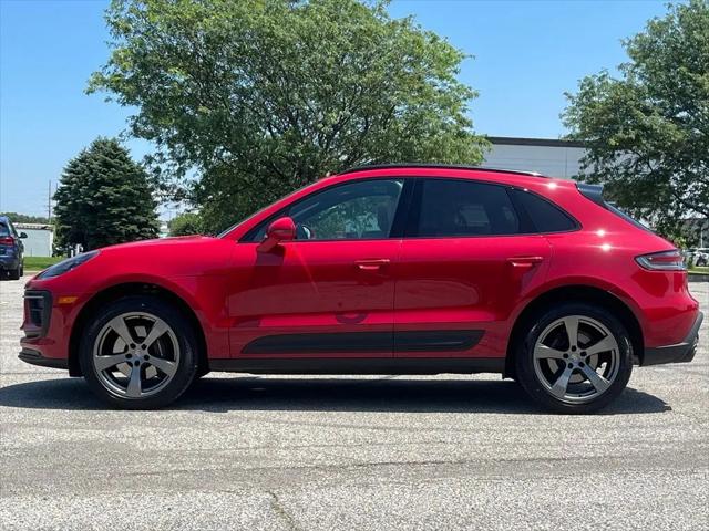 2022 Porsche Macan Macan