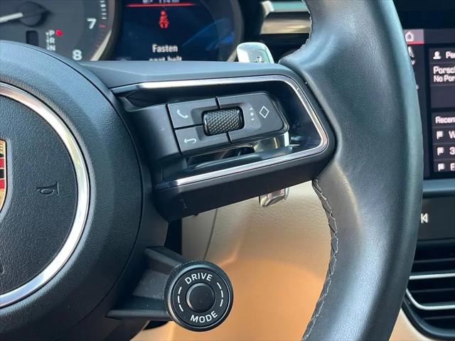 2022 Porsche Macan Macan