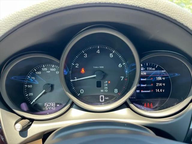 2022 Porsche Macan Macan