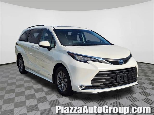 2021 Toyota Sienna XLE for sale in Philadelphia, PA