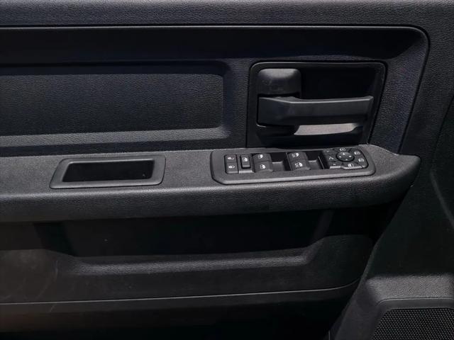 2026 Ram 2500 Black Express Crew Cab 4x4 64 Box