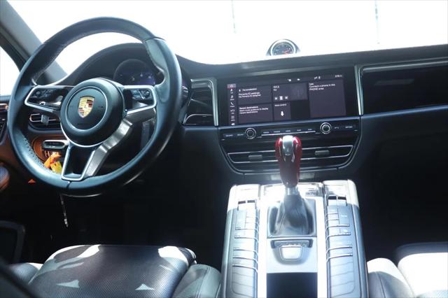 2021 Porsche Macan Macan