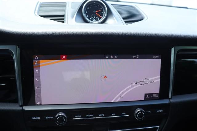 2021 Porsche Macan Macan