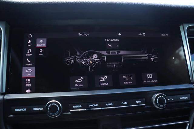 2021 Porsche Macan Macan