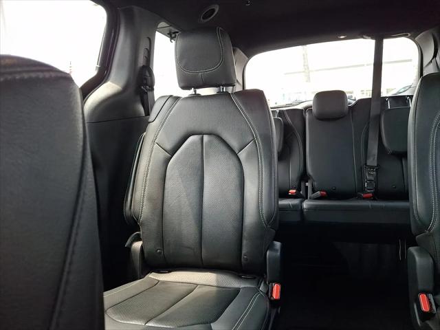 2020 Chrysler Pacifica Touring L Plus