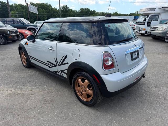 2011 MINI Cooper Cooper
