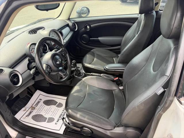 2011 MINI Cooper Cooper