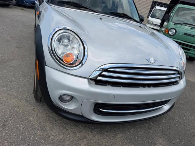 2011 MINI Cooper Cooper
