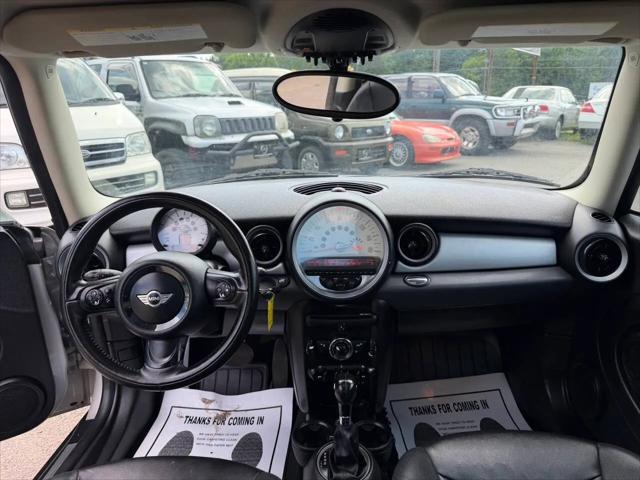 2011 MINI Cooper Cooper