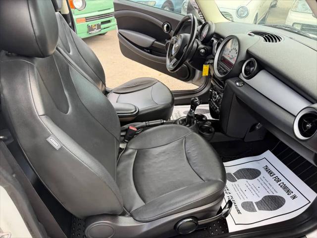 2011 MINI Cooper Cooper