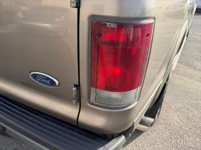 2004 Ford Excursion Limited