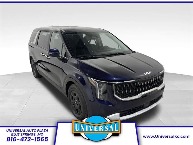 2025 Kia Carnival MPV LXS for sale in Blue Springs, MO