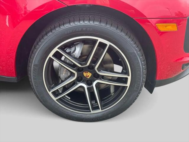 2021 Porsche Macan Macan