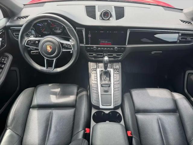 2021 Porsche Macan Macan