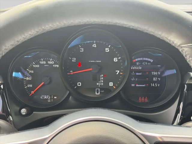 2021 Porsche Macan Macan