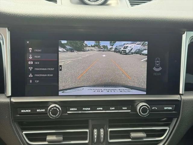2021 Porsche Macan Macan