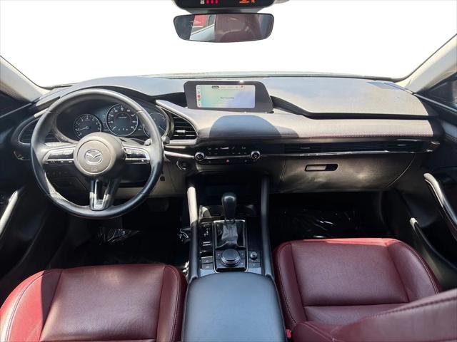 2025 Mazda Mazda3 2.5 S Carbon Edition
