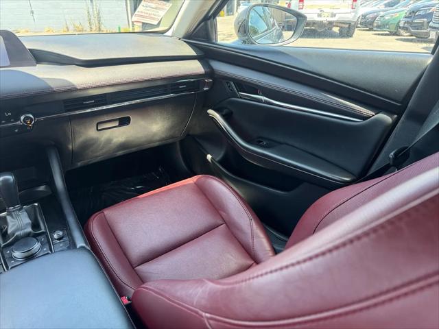 2025 Mazda Mazda3 2.5 S Carbon Edition