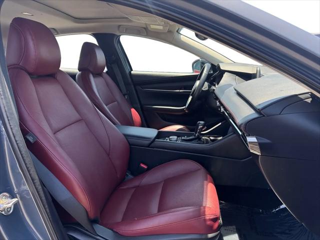 2025 Mazda Mazda3 2.5 S Carbon Edition