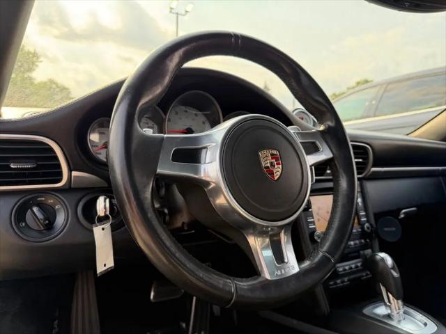 2011 Porsche 911 Carrera 4S