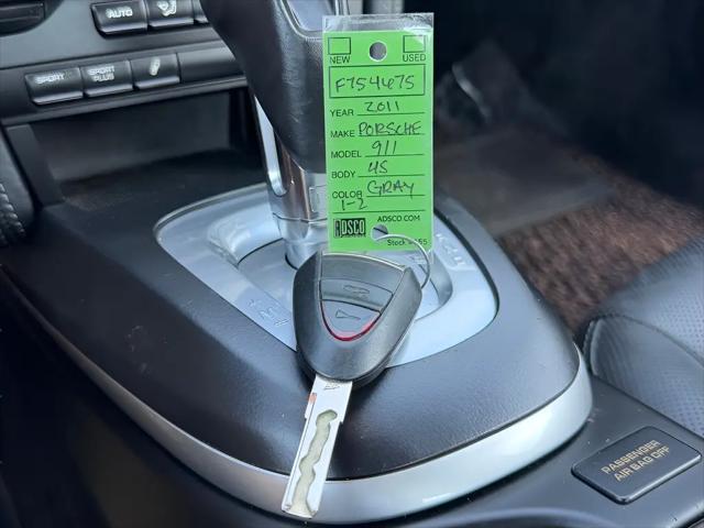 2011 Porsche 911 Carrera 4S