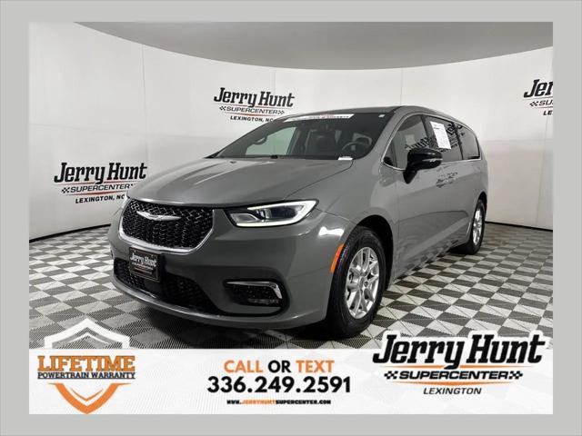 2025 Chrysler Pacifica Select for sale in Lexington, NC