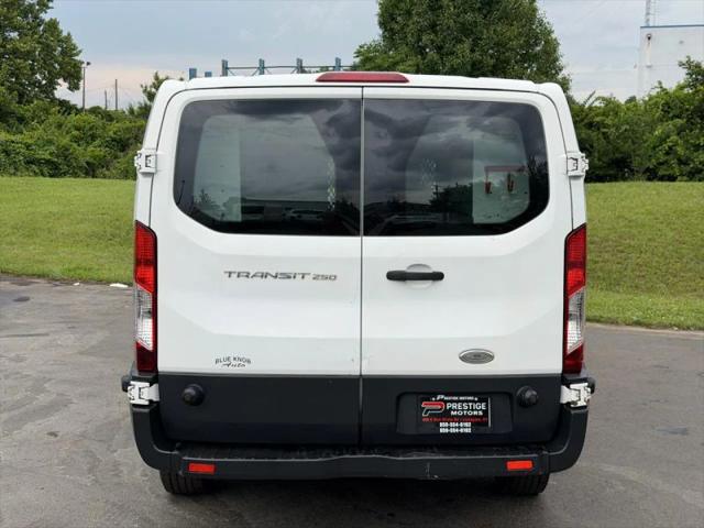 2015 Ford Transit w/60/40 Side Door w/LWB