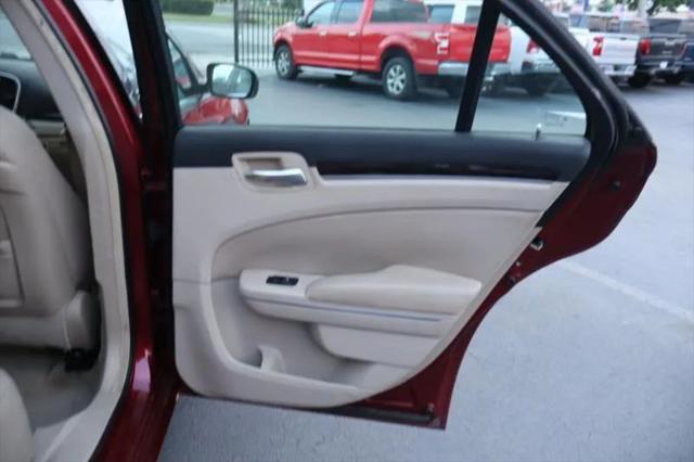 2011 Chrysler 300 Limited