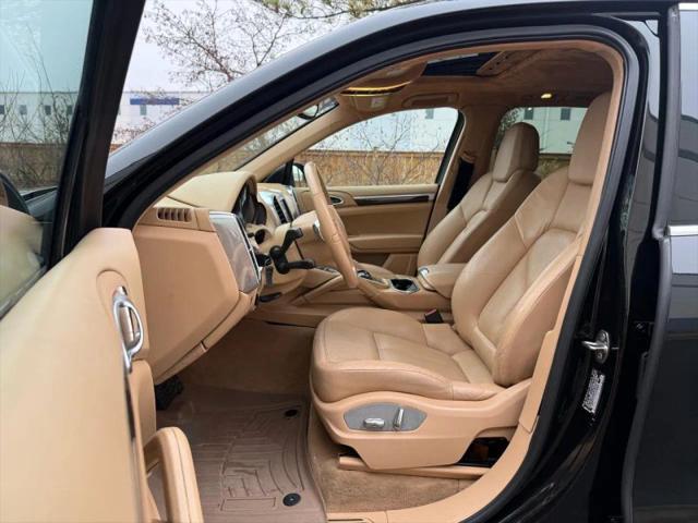 2012 Porsche Cayenne Base
