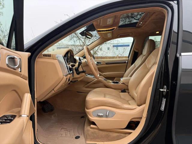 2012 Porsche Cayenne Base